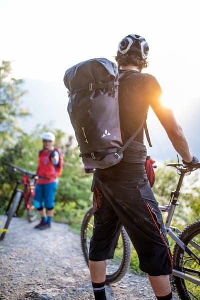 Proof 28 Black, view: 7