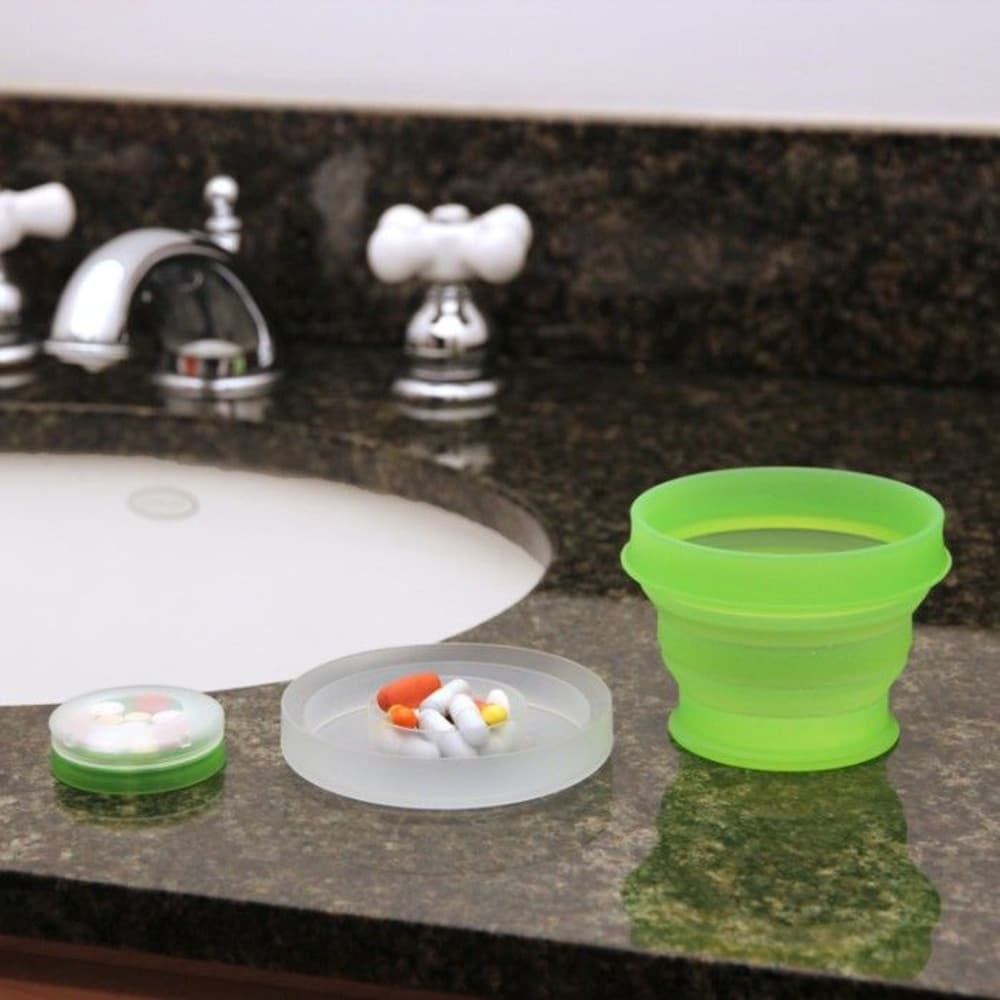 GoCup Lite Foldbart krus med pillekammer, 118ml, Grønn, view: 1