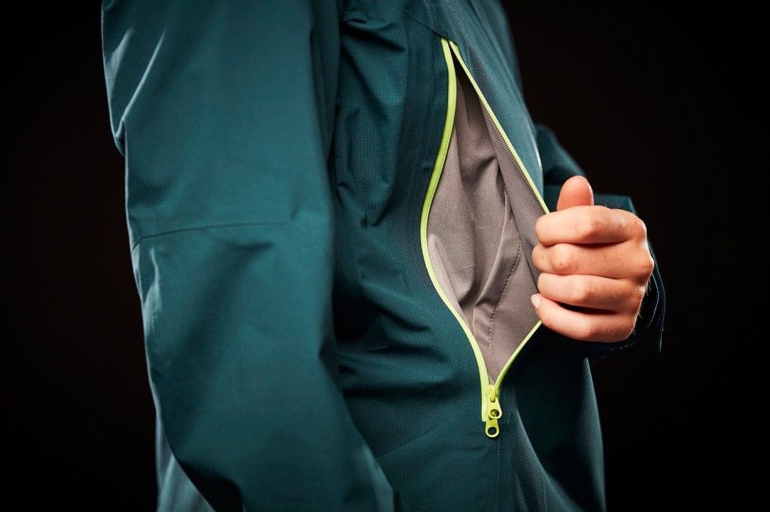 W's Verglas Infinity Shell Jacket Midnight Green, view: 4