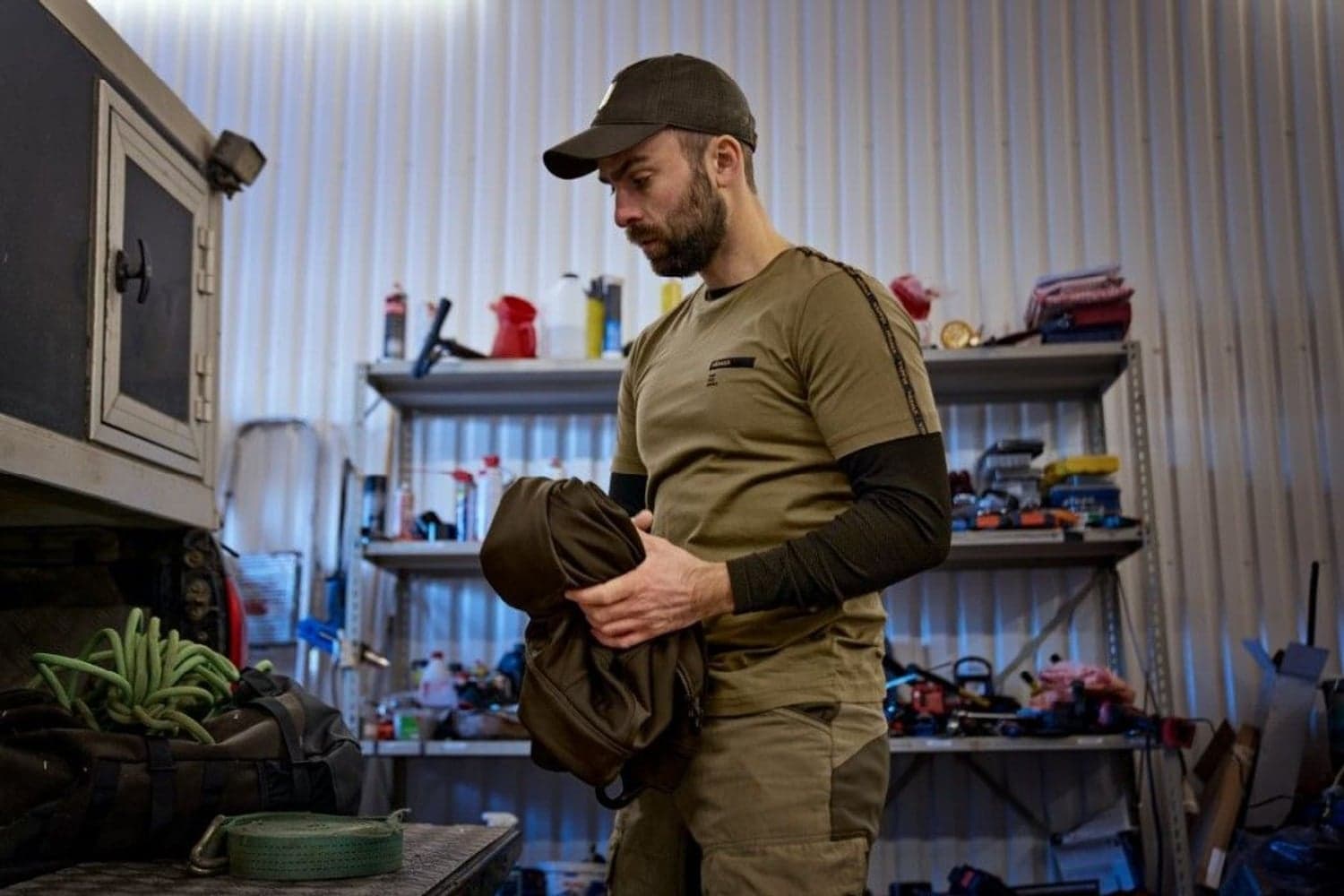 Logo Brand T-Shirt Antique Bronze, view: 4