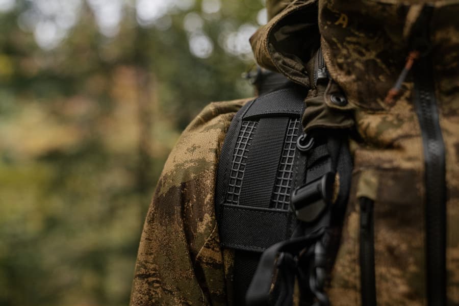 Deer Stalker HWS Jacket Women Axis MSP® Forest, view: 1