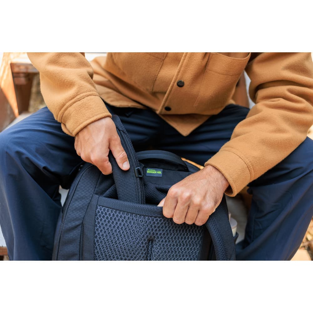 Border 30L Black Lichen, view: 11