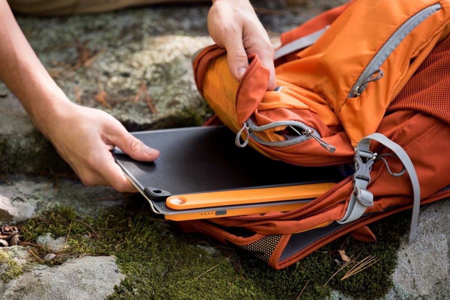 SolarPanel 10+ Solcellelader + Powerbank 3000 mAh, view: 2