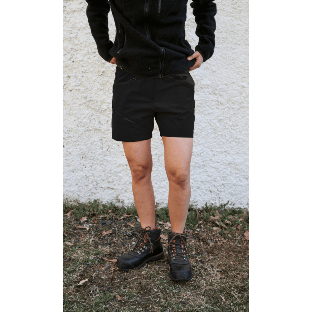 W's Elfin Shorts Black Solid, view: 2